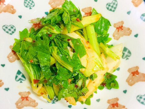 セロリの豆板醤と醤油和え